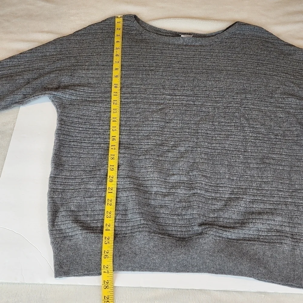 Chico's grey sweater size 3 / XL soft cozy 2 % cashmere